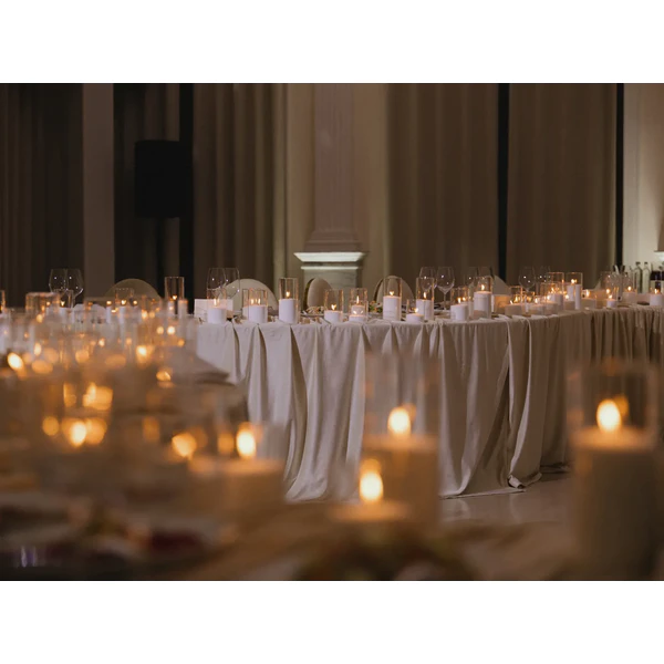 Скатерть прямая широкая бархатная молочная - Фото 6