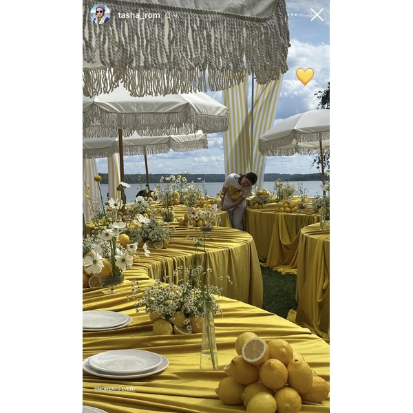 Скатерть прямая широкая бархатная желтая - Фото 3