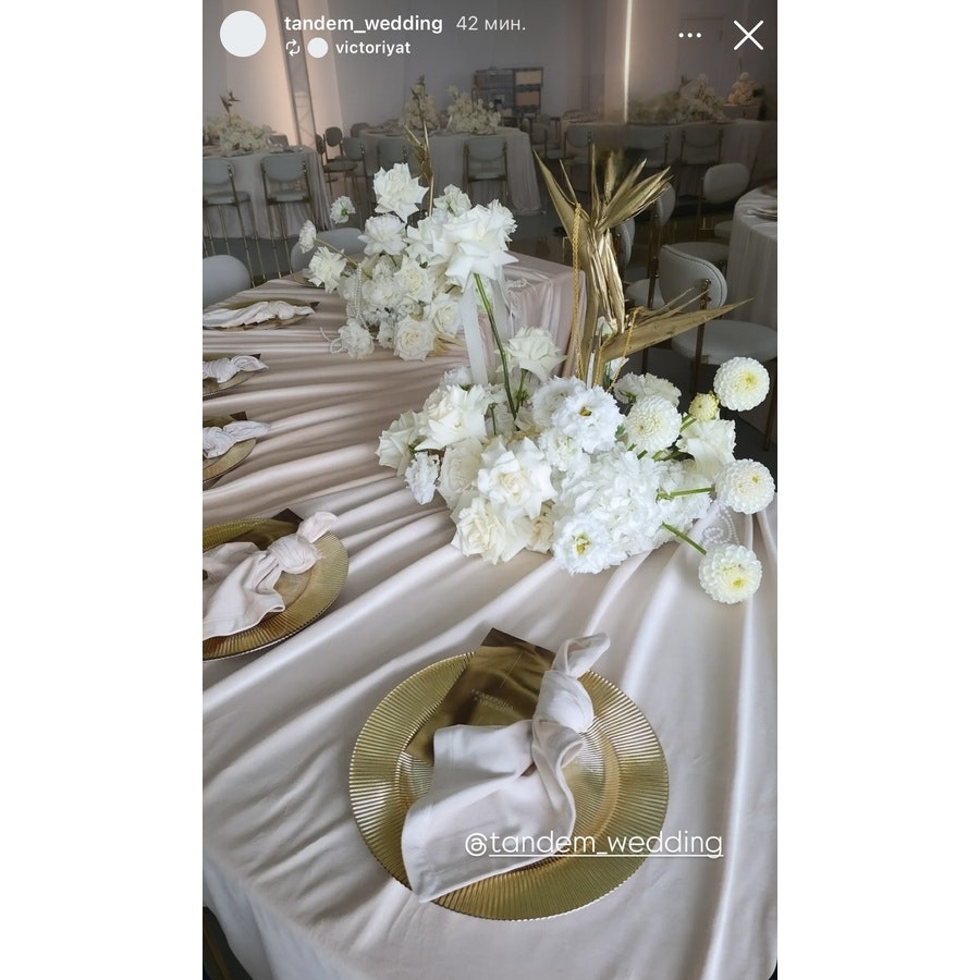 Скатерть прямая широкая бархатная кремовая - Фото миниатюра 7