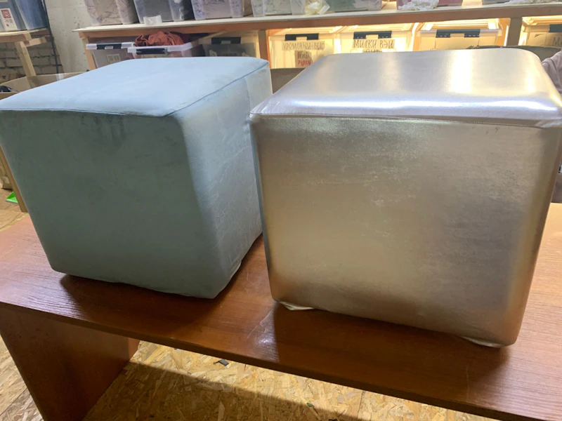 Пуф квадратный Точка, велюр, Скай