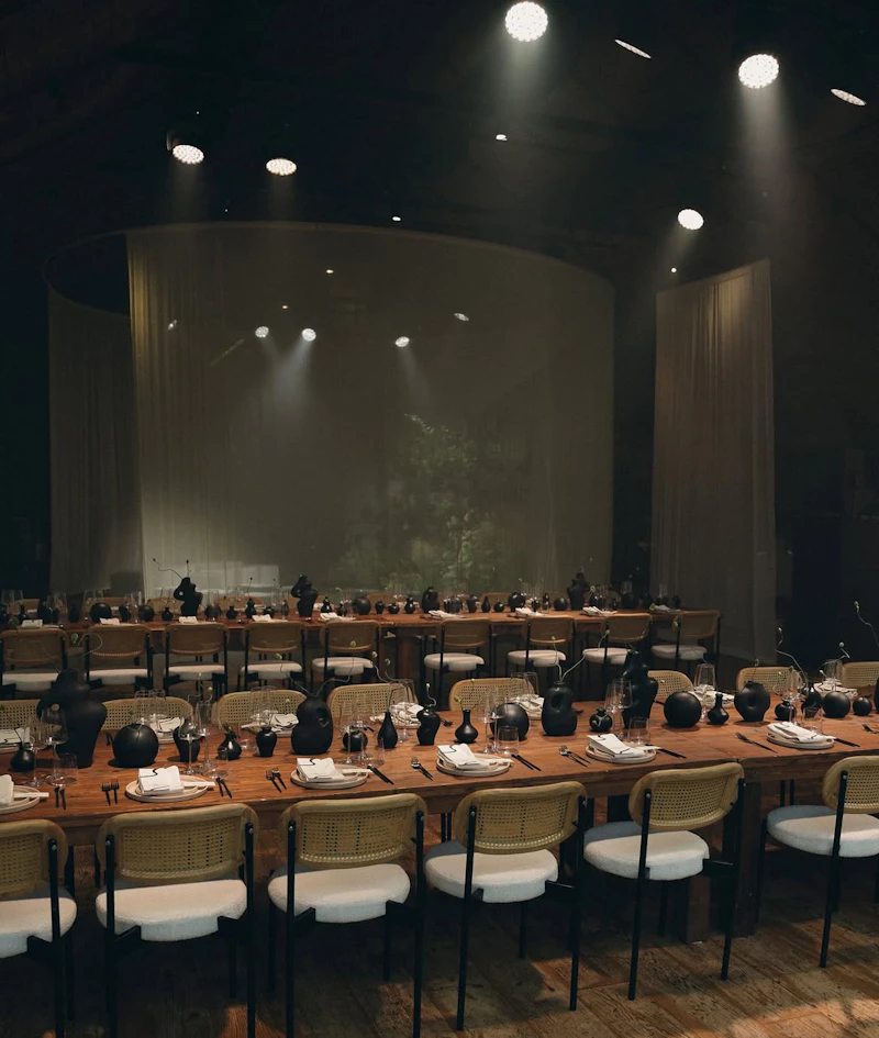 Стул Модерн Черный, Натуральный ротанг + Млечный путь