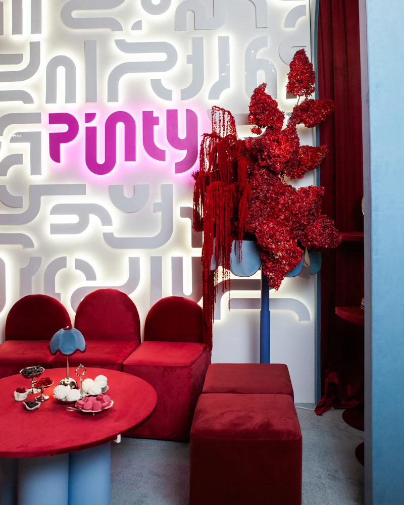 Комплект Стол "Да,капитан" Твист Черничный йогурт + Голубой с бордовым кантом, велюр