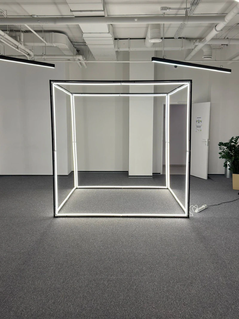 Световая инсталляция Световой Куб