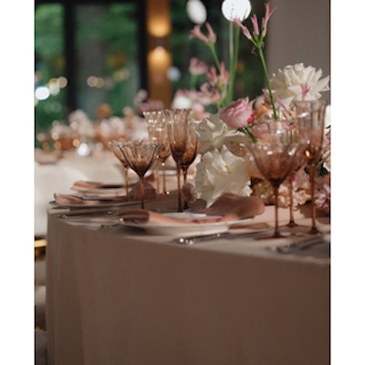 Бокал винный большой Блуми Остеоспермум - изображение 5