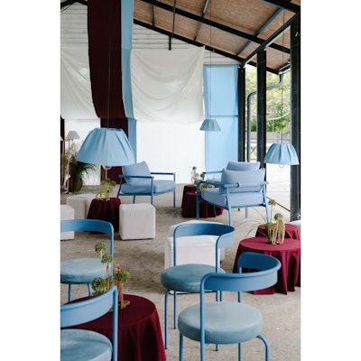 Диван Хагги Л, Черничный йогурт + Голубой Тедди - изображение 4