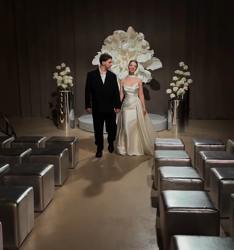 Пуф квадратный Точка, Серебряный Куб