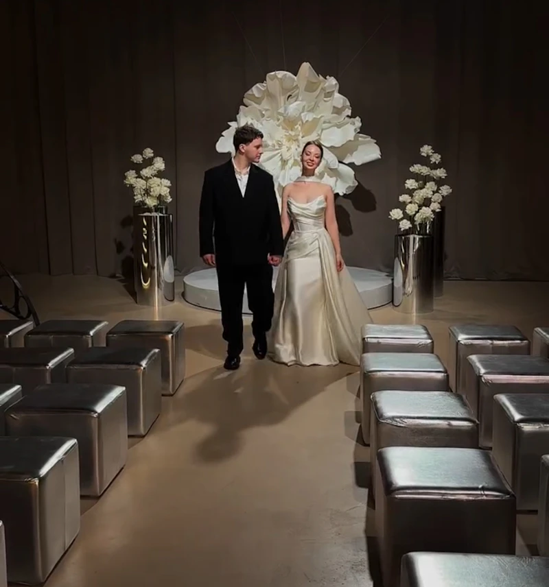 Пуф квадратный Точка, Серебряный Куб