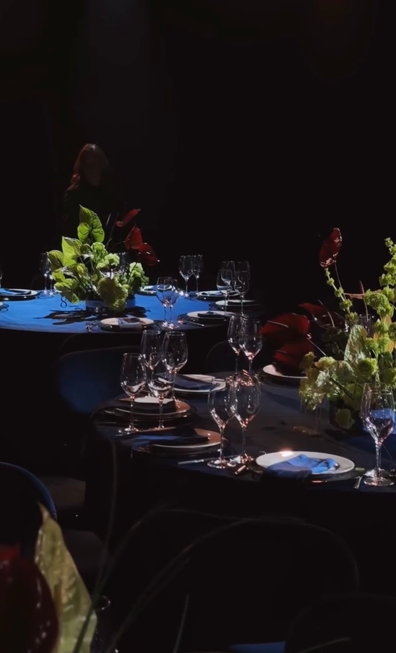 Скатерть велюр, круглая, сапфир