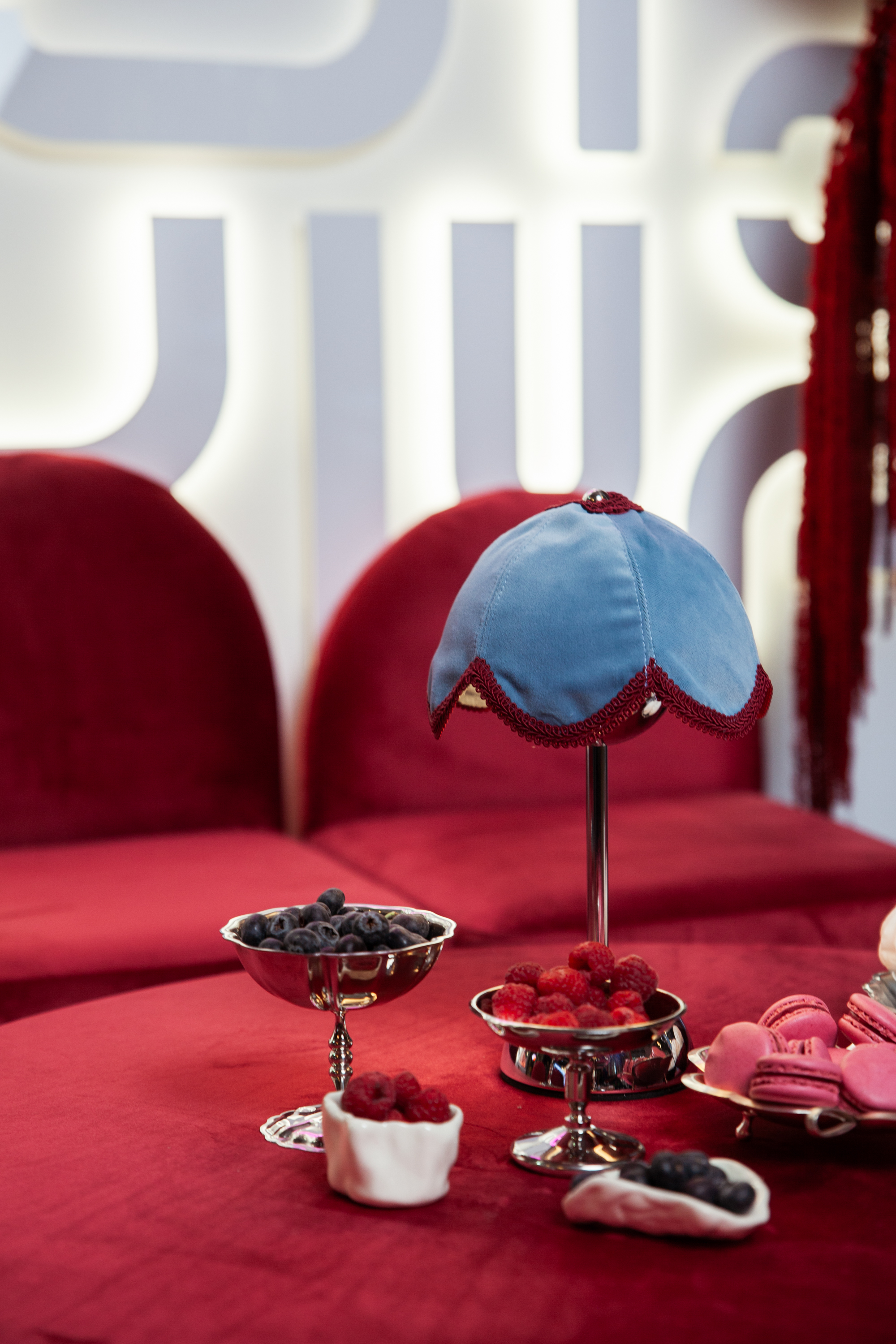 Лампа Дом Цветочек, голубой велюр + бордовая тесьма - Фото миниатюра 2