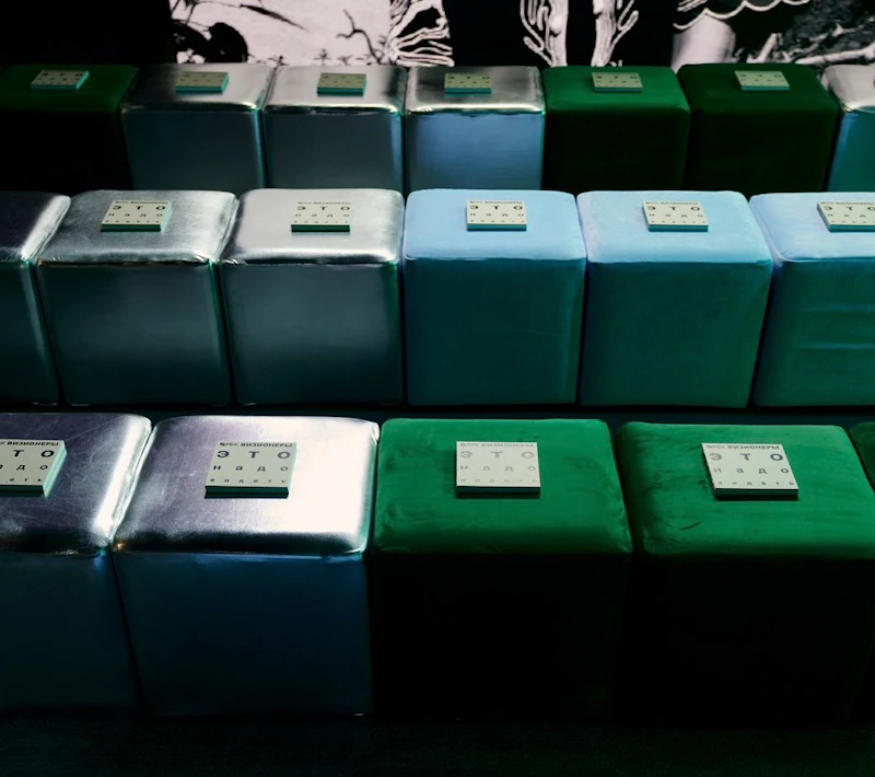 Пуф квадратный Точка, Серебряный Куб