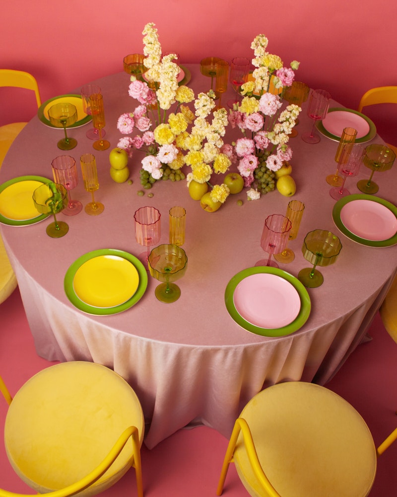 Скатерть велюр, круглая, светло-розовая ХЛ