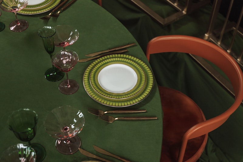 Скатерть велюр, круглая, матча