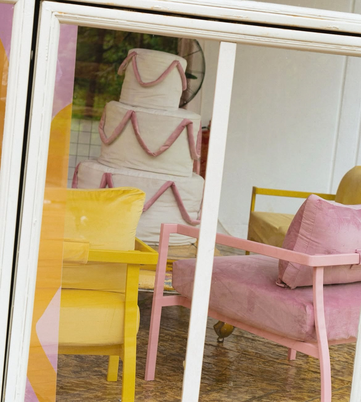 Кресло Хагги, Розовая помада + Куколка