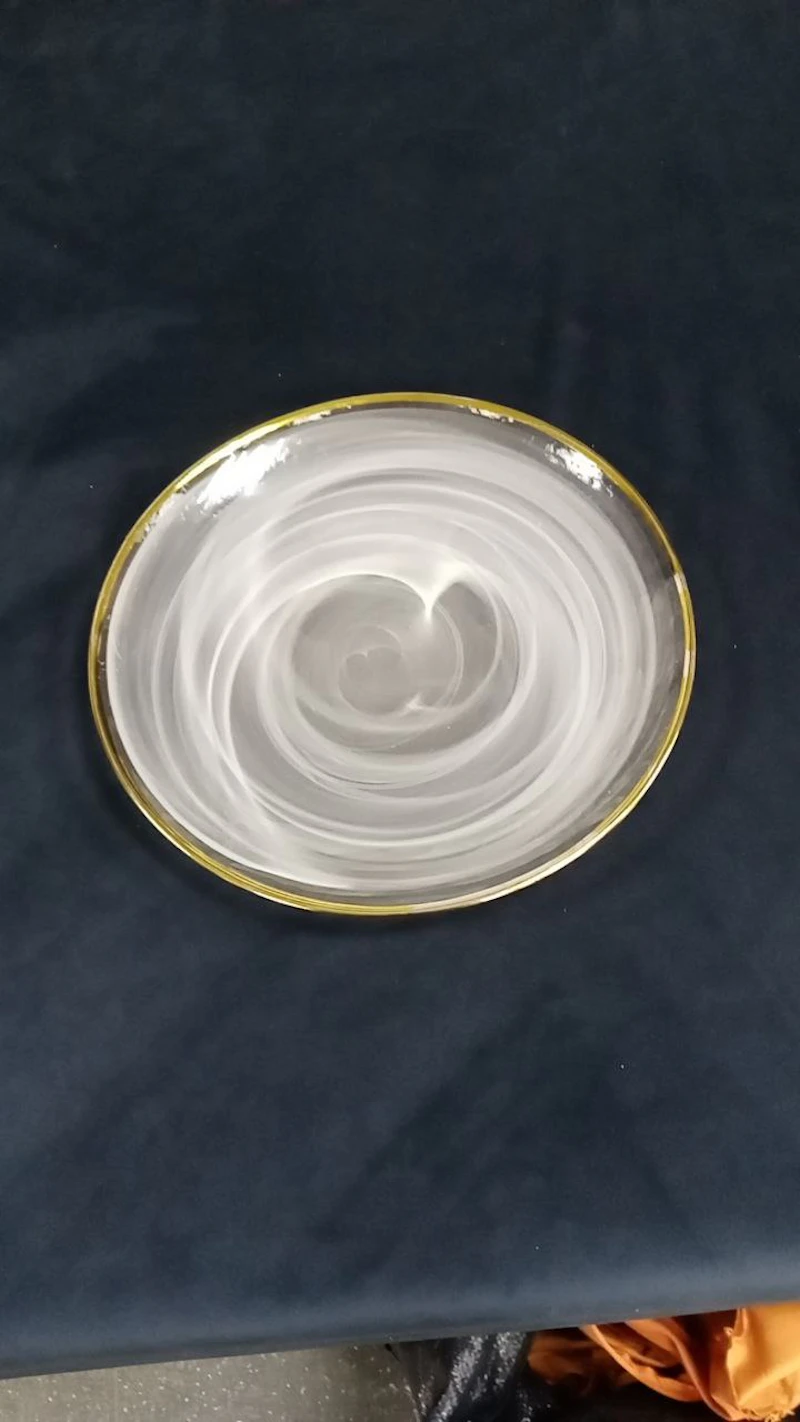 Тарелка сервизная "Белый дым" с золотым кантом