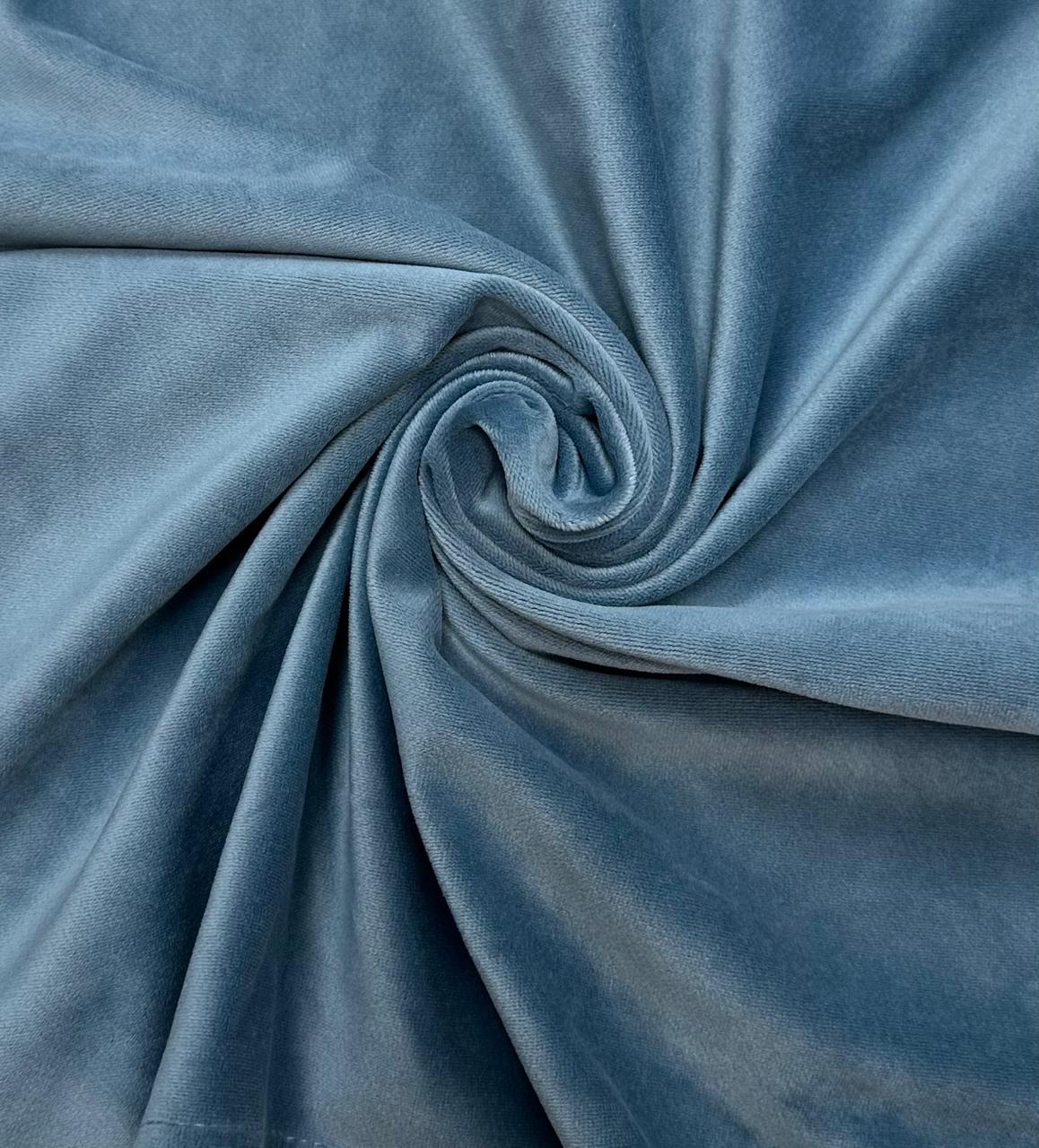 Скатерть прямоугольная XL бархат "Небесно голубой"