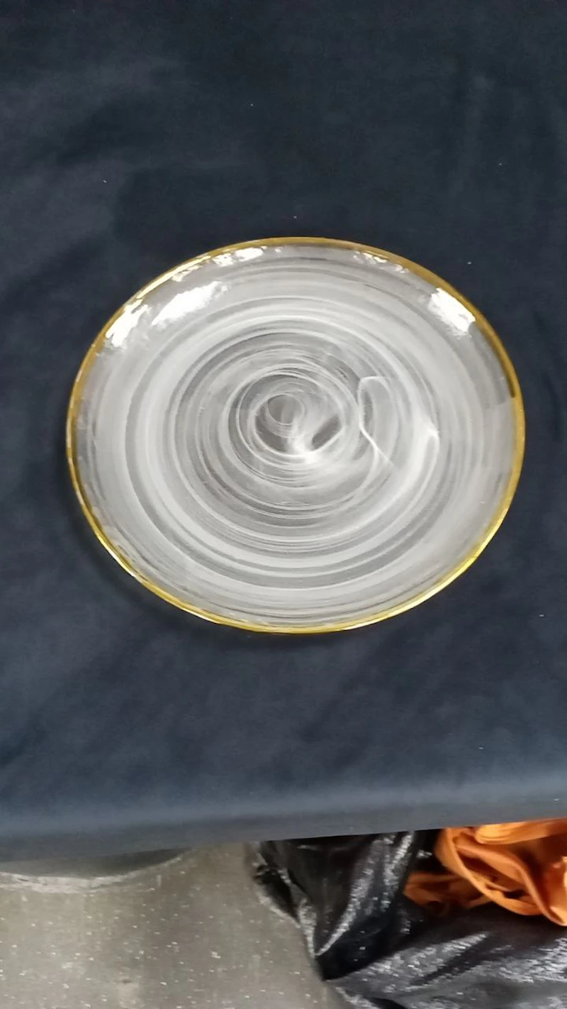 Подстановочная тарелка "Белый дым" с золотым кантом