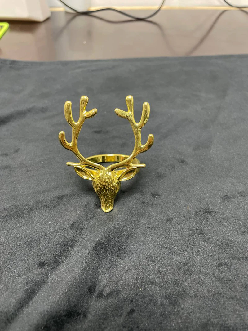 Кольцо для салфеток золотой олень