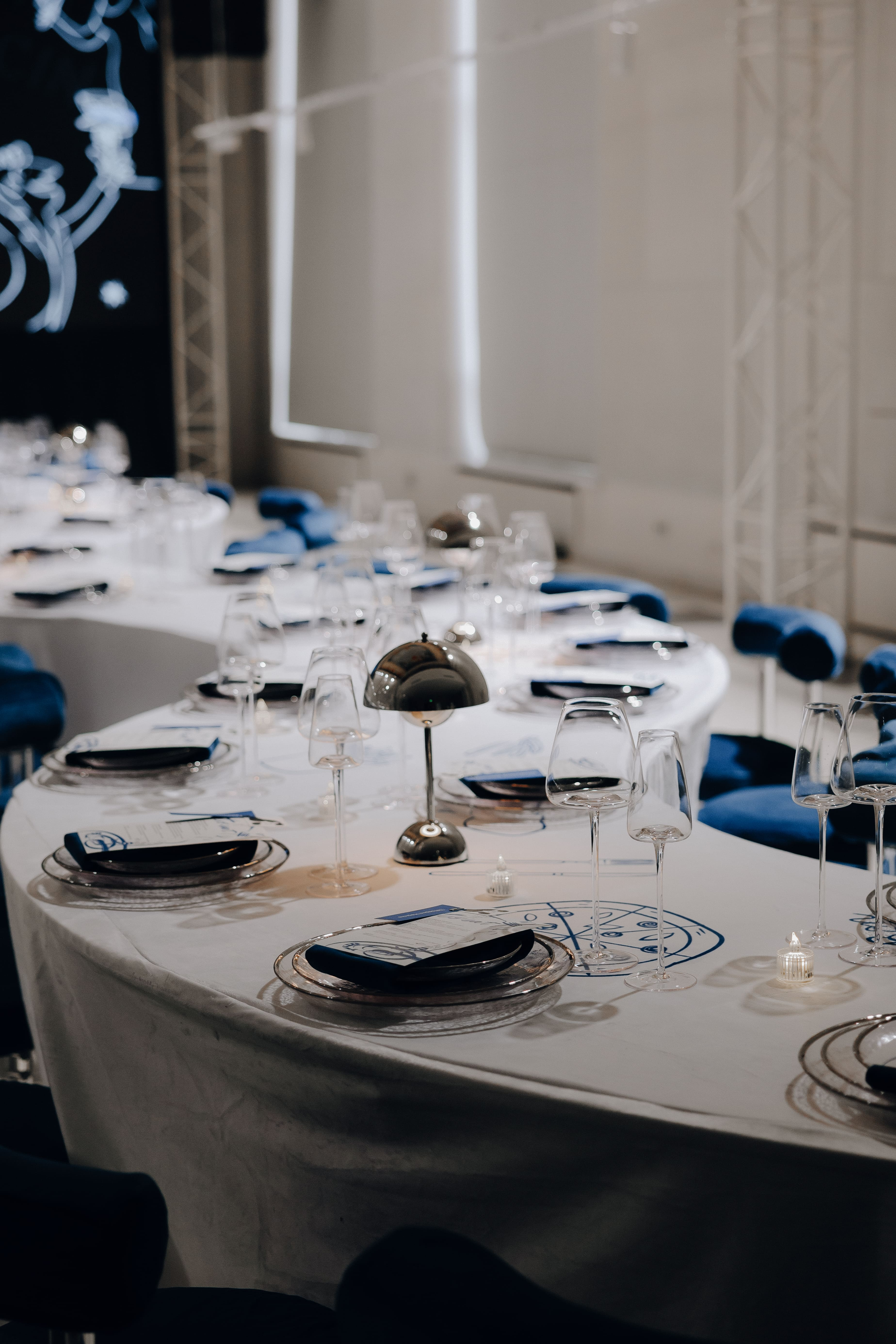 Модульный стол "Волна" со столешницей