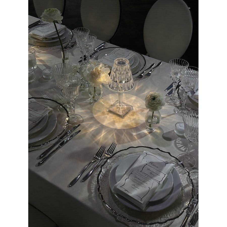 Скатерть прямая широкая бархатная молочная - Фото миниатюра 2