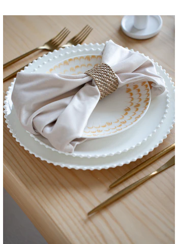 Салфетка бархатная кремовая