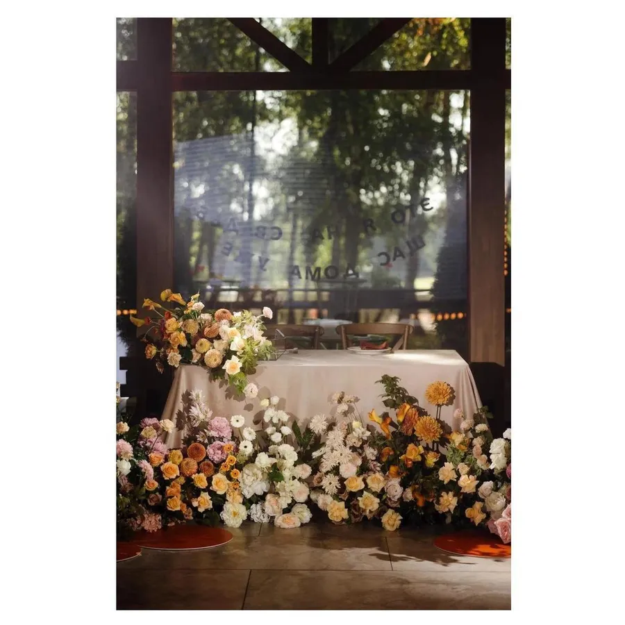 Скатерть бархатная "Бета" миндальный латте прямоугольная - Фото миниатюра 2