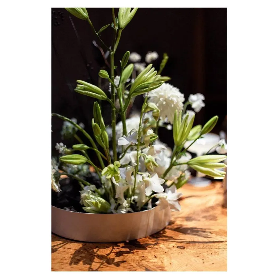 Подставка "Хатхор" белая круглая - Фото миниатюра 2