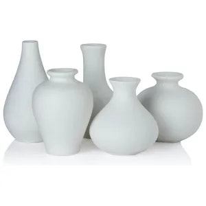 Набор белых ваз «Хомфарито»