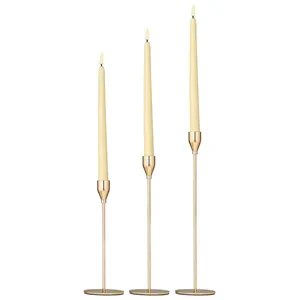 Набор подсвечников «Имс» золотого цвета - Фото 3