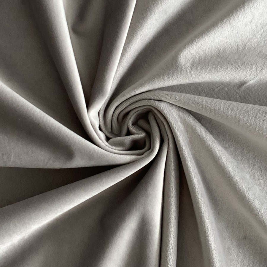 Скатерть прямоугольная бархатная светло-серая - Фото миниатюра 2