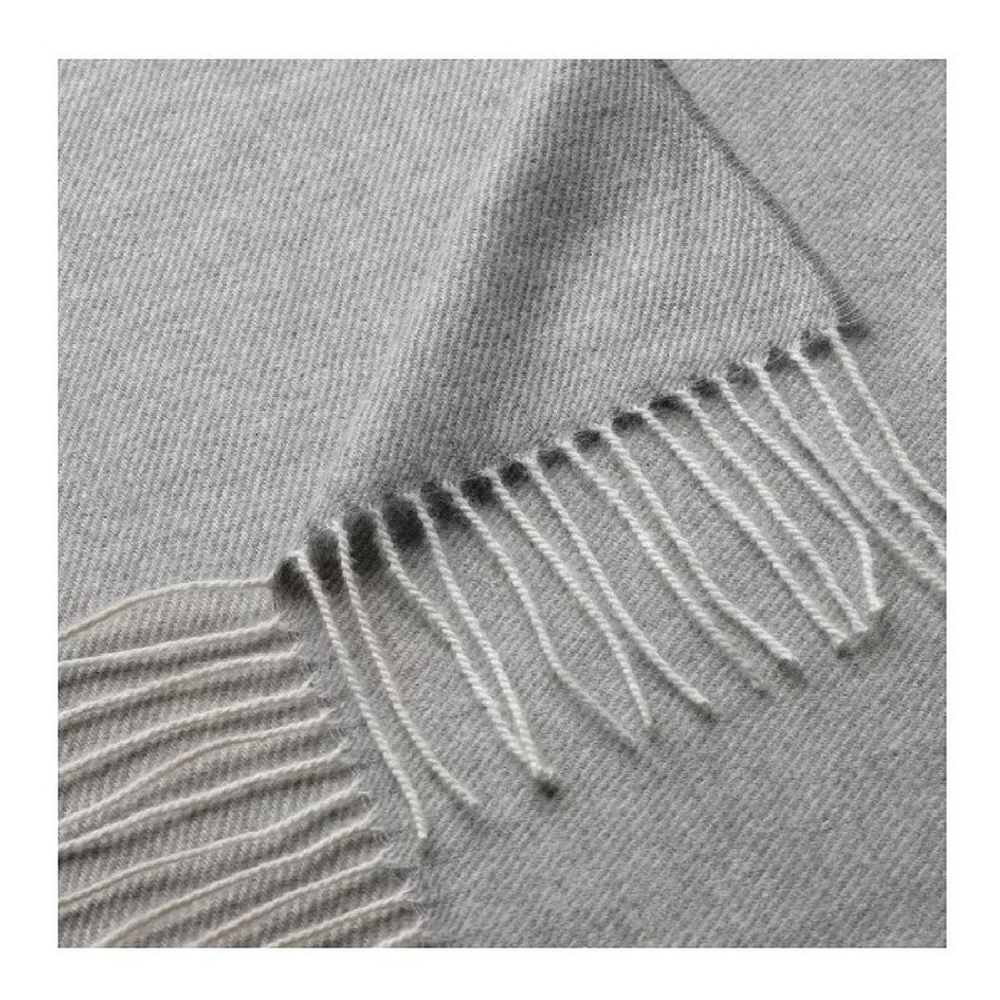 Плед «Скучаюпоикее» серого цвета - Фото миниатюра 2