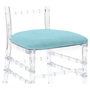 Подушка Кьявари небесный бархат. Сдается со стулом