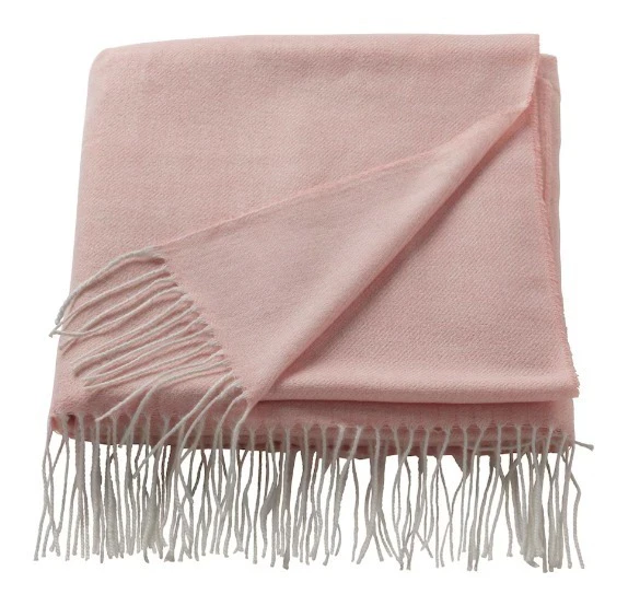 Плед «Скучаюпоикее» розового цвета