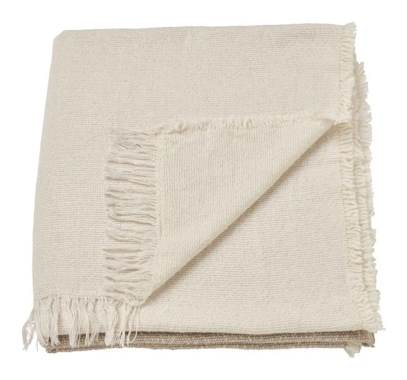 Плед «Скучаюпоикее» двусторонний бежевого цвета