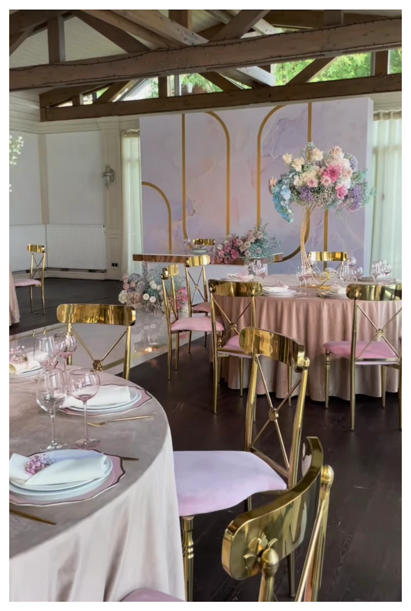 Стул Адлер, велюр светло-розовый