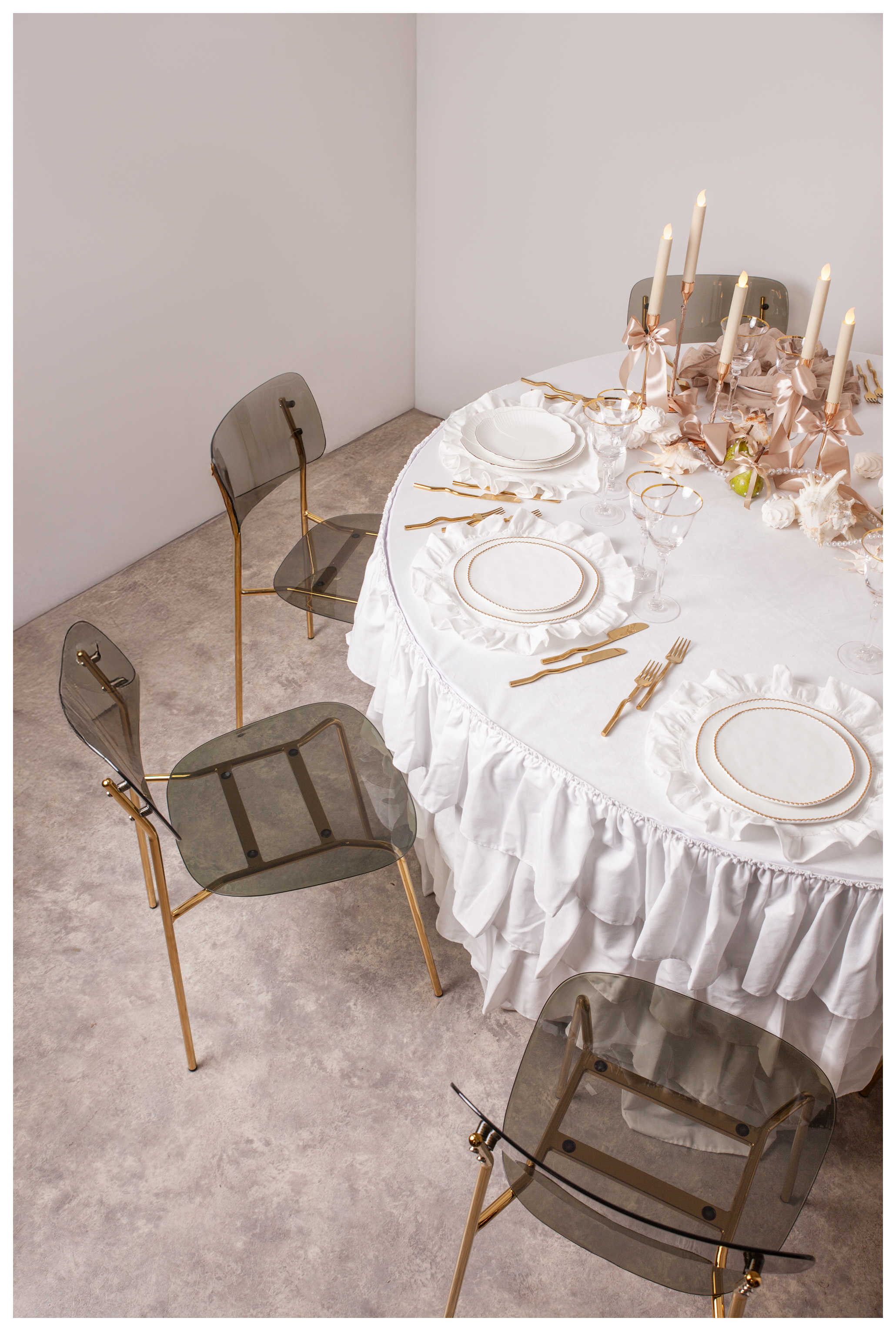 Стул Призм Золото, Театр теней