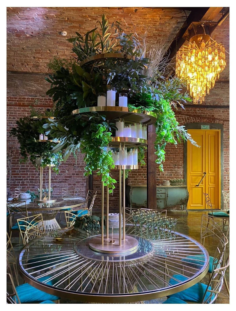 Стол Де Марко со стеклянной столешницей и разноцветной подсветкой (неон)