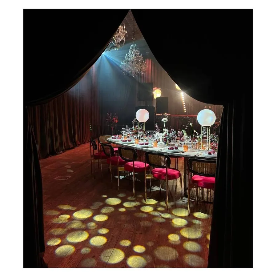 Стул Модерн Золото, Ротанг в черной раме + Малиново-красный - Фото миниатюра 4