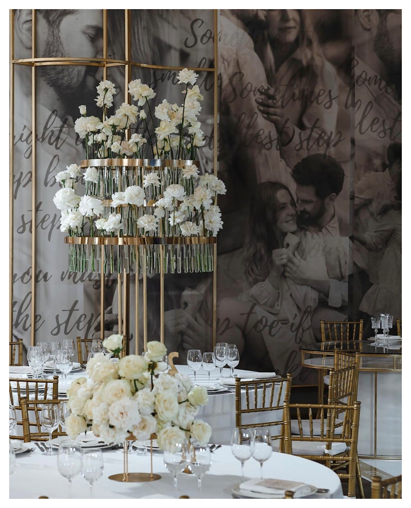 Стойка Сингулярность, золотая, М