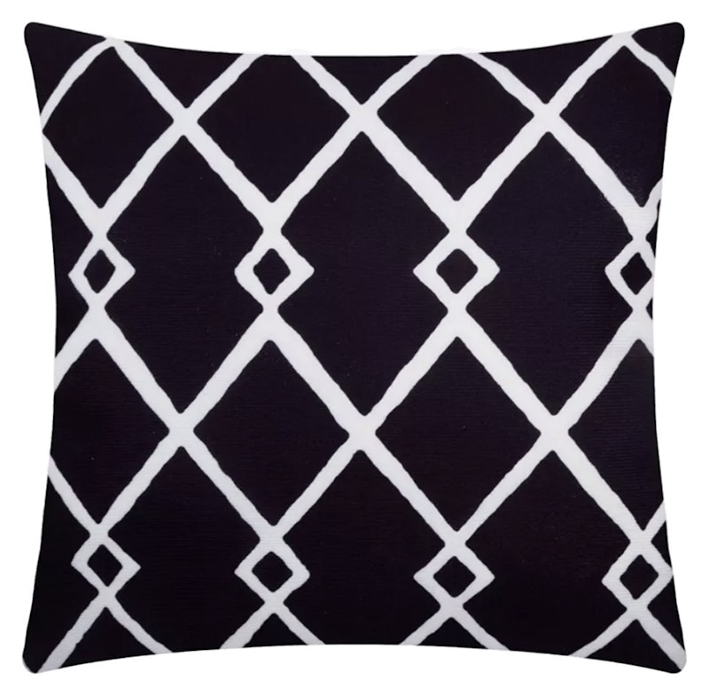 Подушка декоративная Черным по белому 4