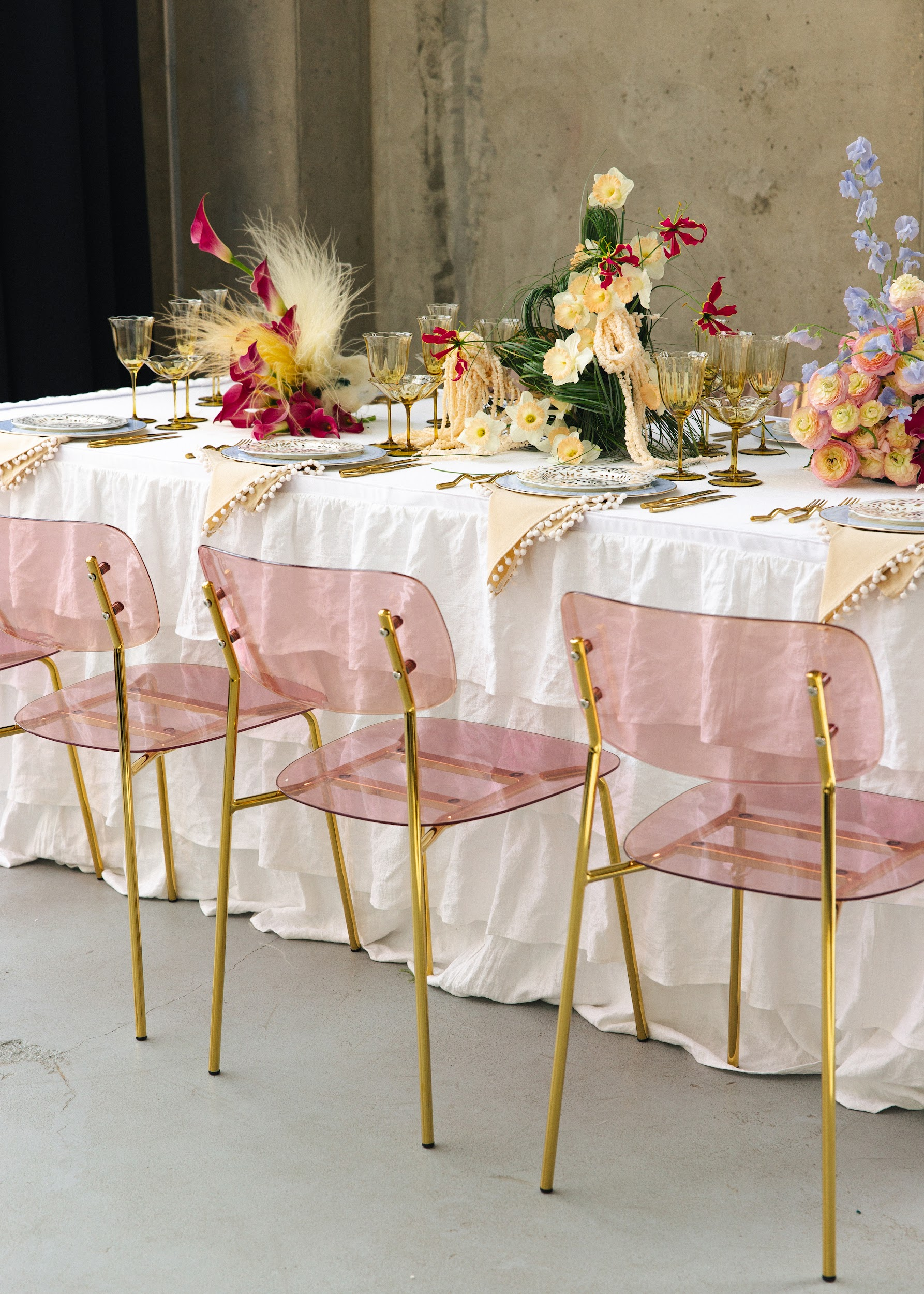 Стул Призм Золото, Розовые очки