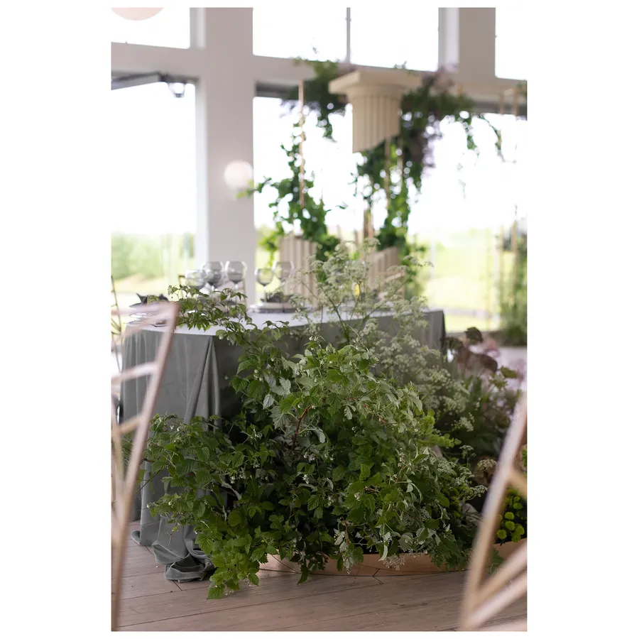 Сет Оазис (стол, скатерть, флористическая емкость) - Фото миниатюра 2