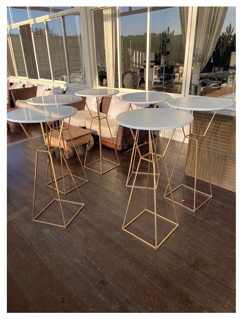 Коктейльный столик Песочные Часы Белый с круглой столешницей