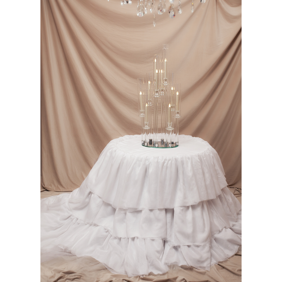 Скатерть с рюшами для столика для торта  - Фото миниатюра 4