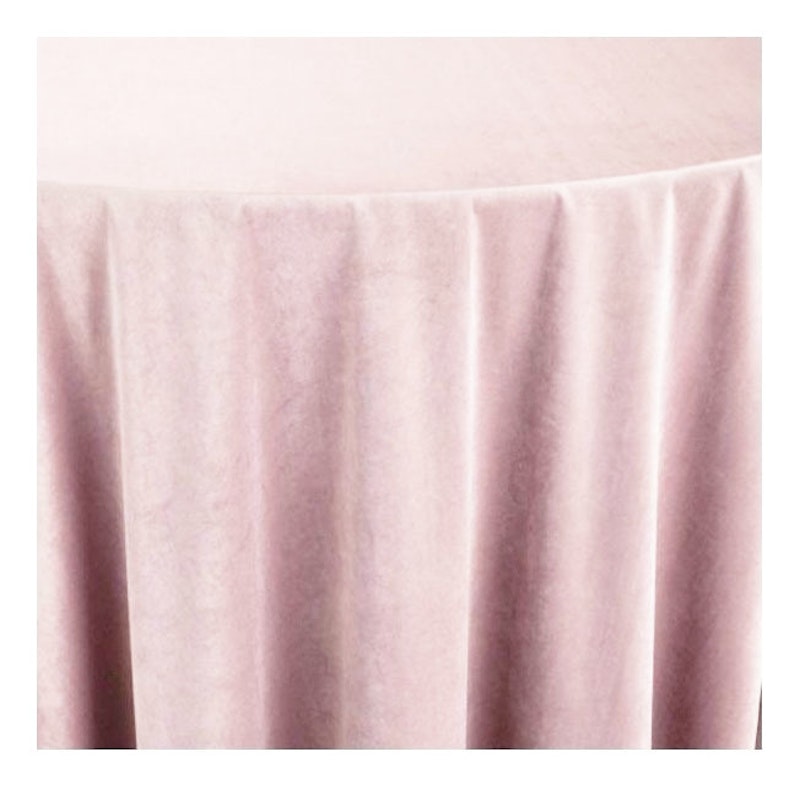 Скатерть велюр, круглая, светло-розовая ХЛ