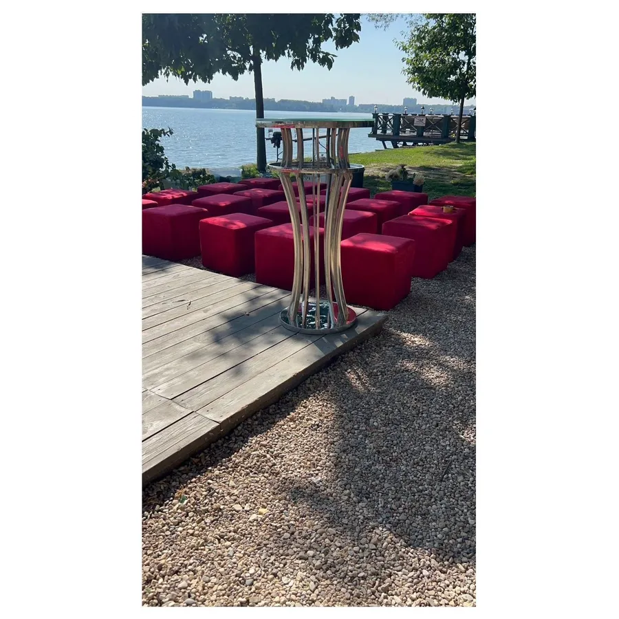 Чехол на Пуф квадратный Точка, Малиново-красный - Фото миниатюра 3