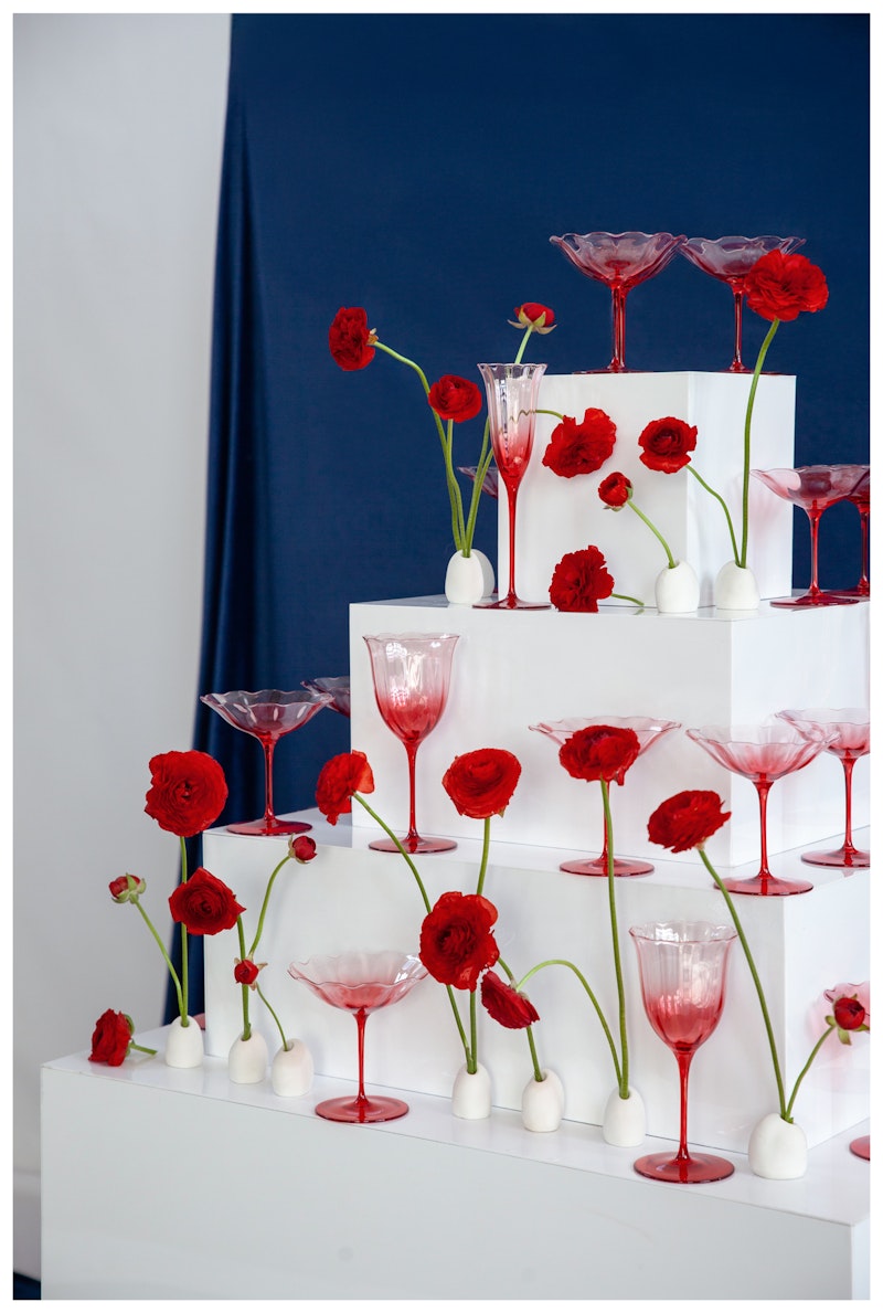 Горка для шампанского Майя Белая