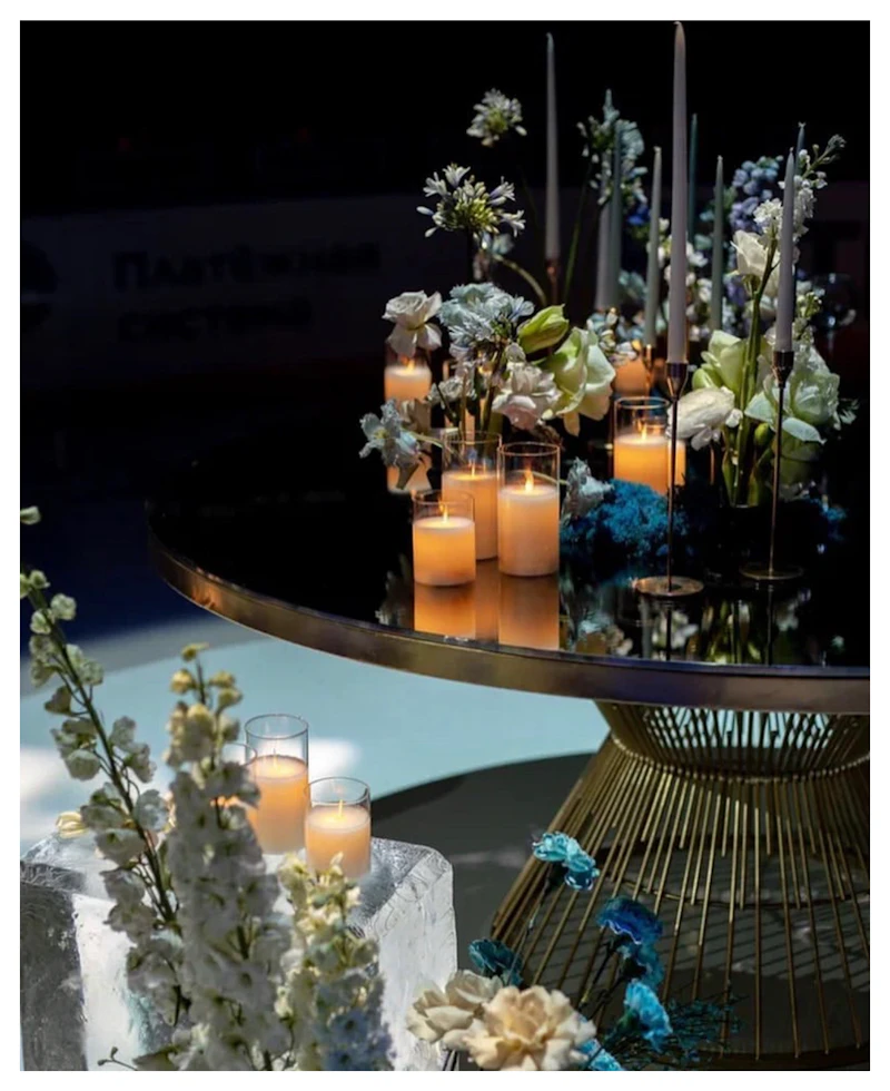 Стол Де Марко с зеркальной столешницей