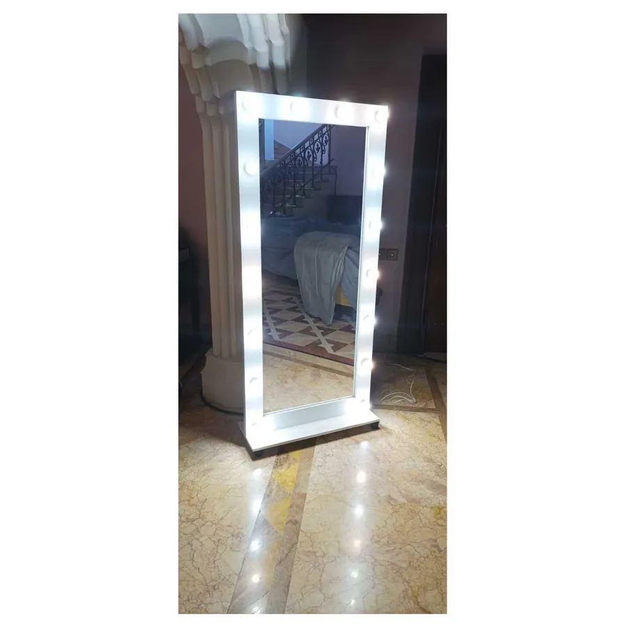 Зеркало напольное на колесиках - Фото миниатюра 3