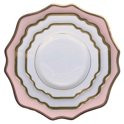 Сет тарелок Анна, 3 шт c розовым подтарельником