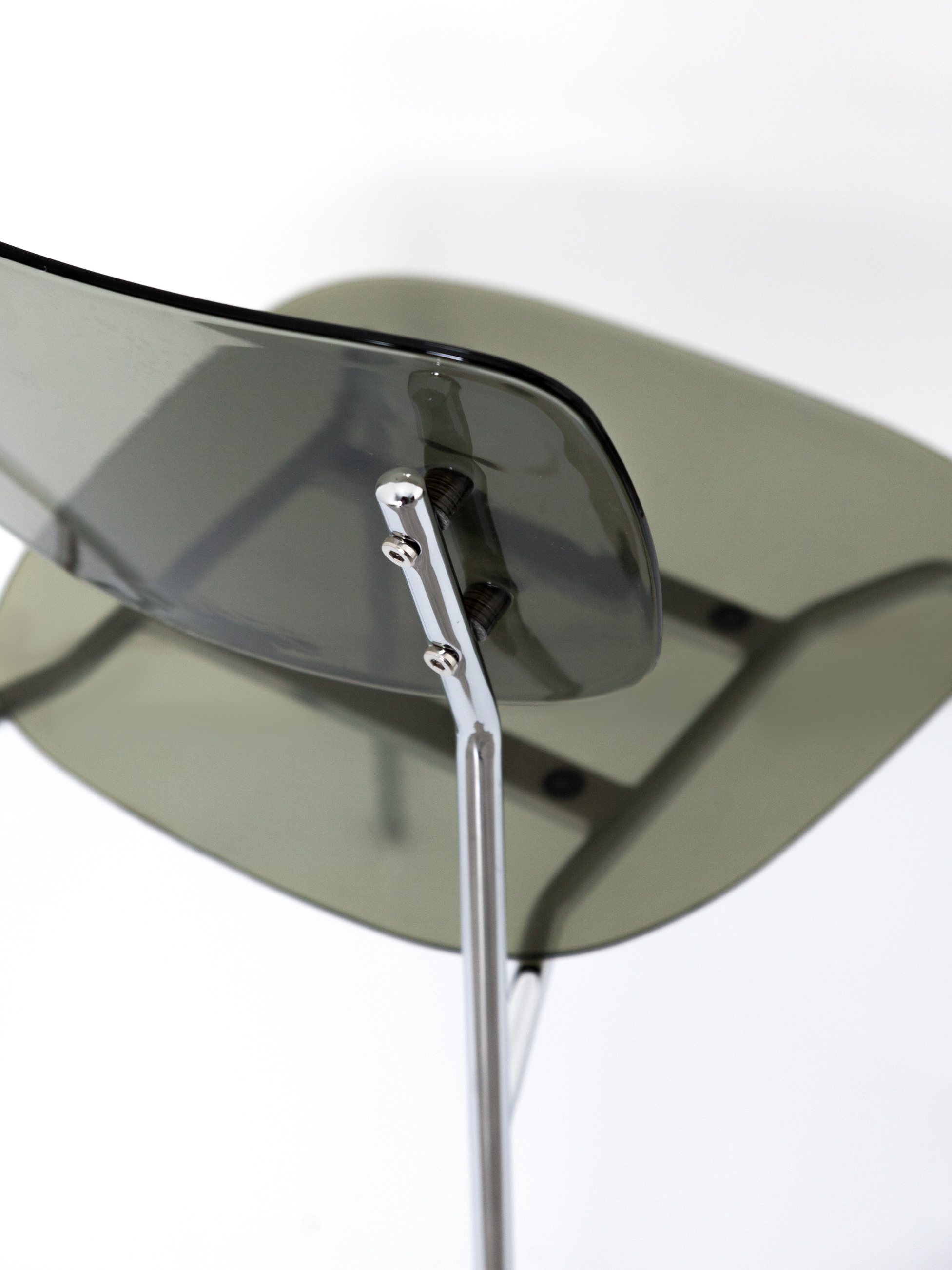 Стул Призм Серебро, Театр теней